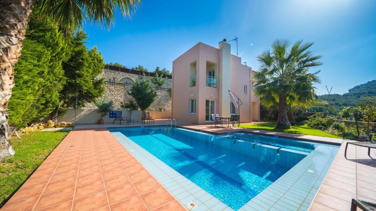 Meliades Villas Agia Marina Exteriör bild