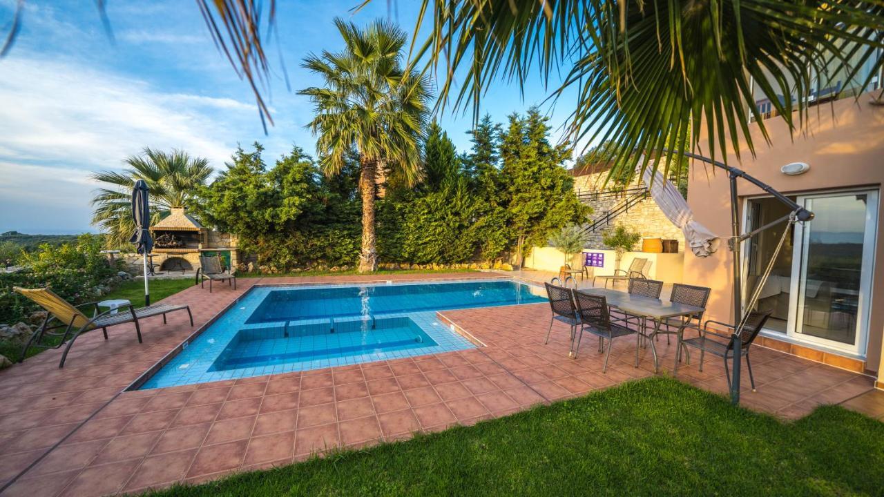 Meliades Villas Agia Marina Exteriör bild