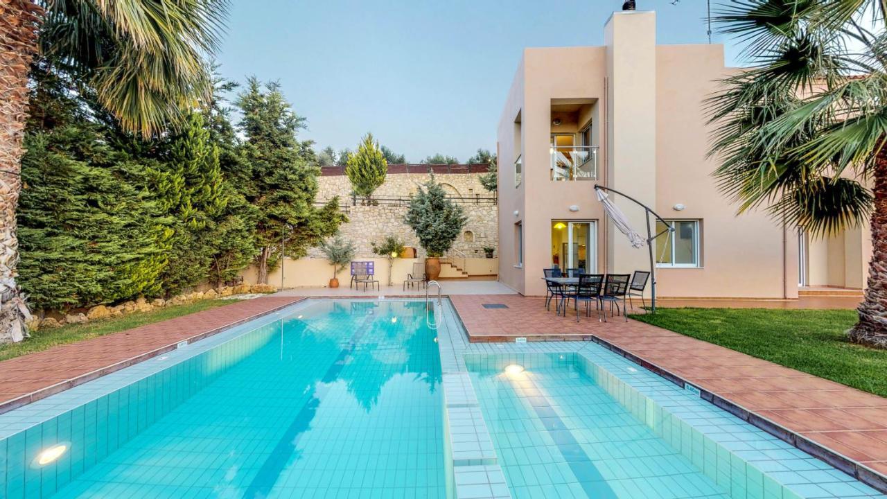Meliades Villas Agia Marina Exteriör bild