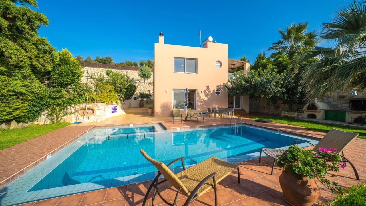 Meliades Villas Agia Marina Exteriör bild