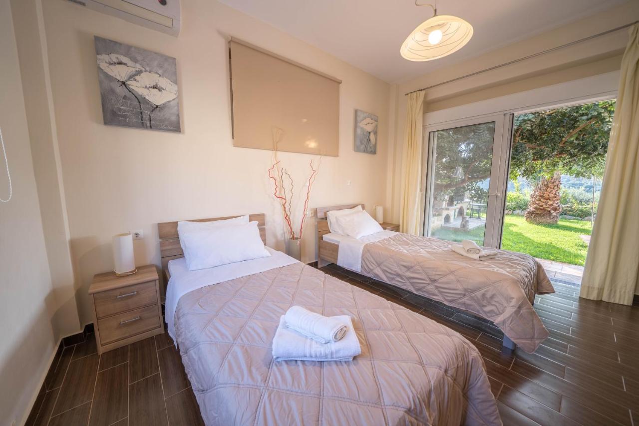 Meliades Villas Agia Marina Exteriör bild
